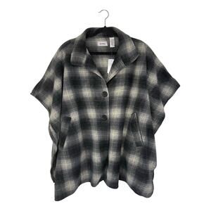 NWT Le Moda Fleece Gray Plaid Button Cape Wrap Poncho One Size Winter Fall